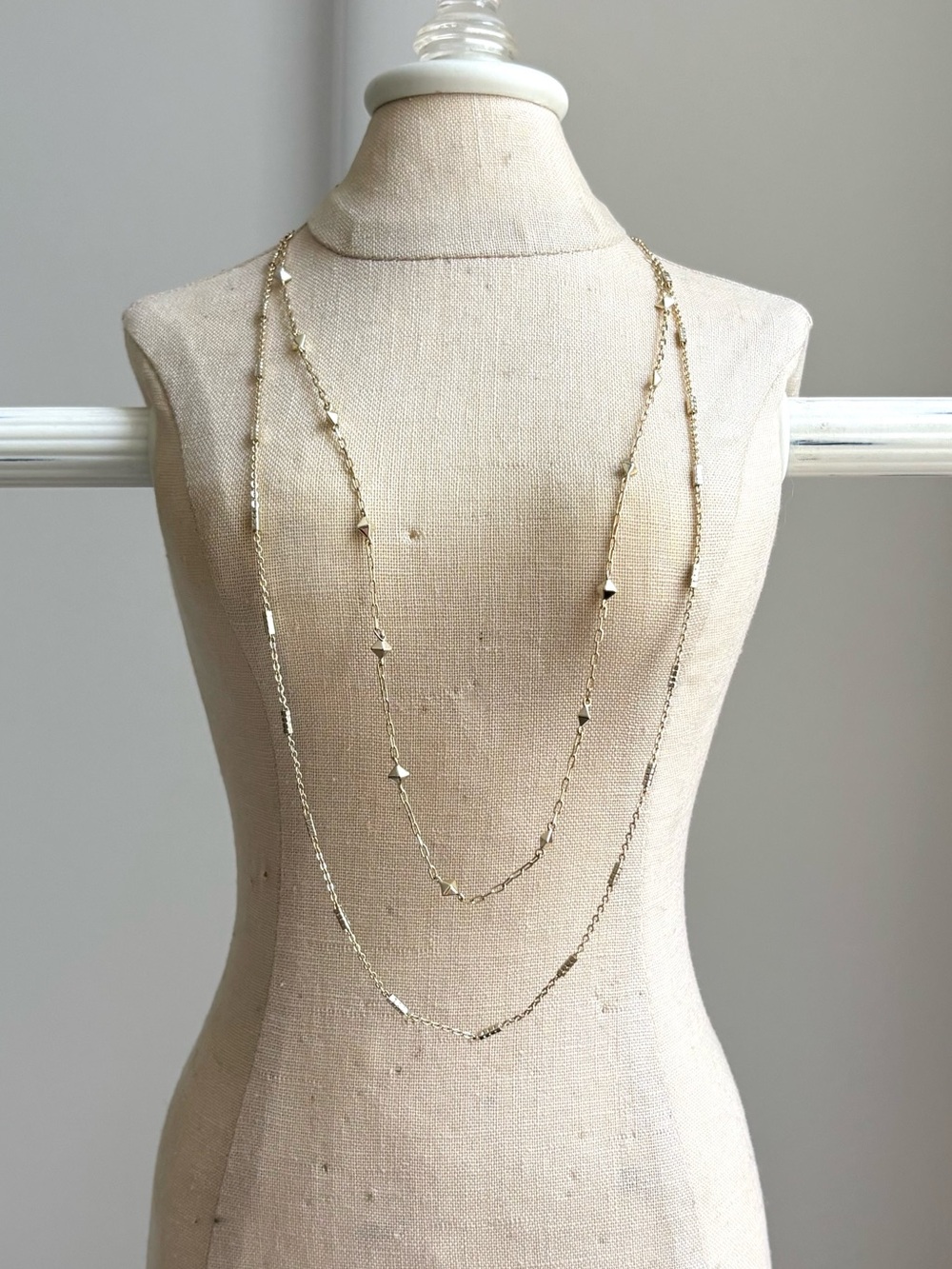 Kendra Scott Light Gold Multi Layered Studded Necklace - Picture 2 of 4